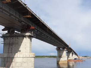Большинство пуровчан  хотят назвать новый мост  Пуровским