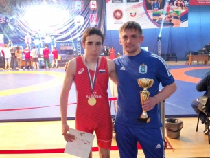 Пурпейский борец – победитель всероссийских соревнований